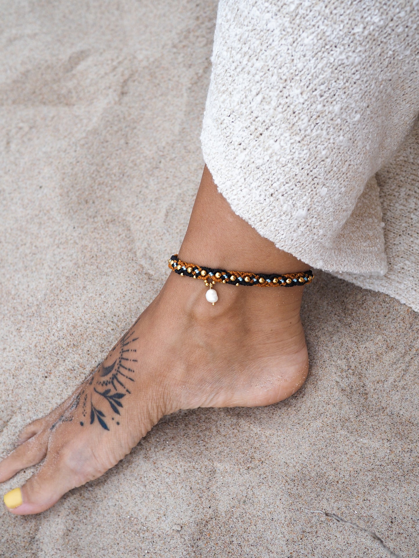 KENYA ~ kojos papuošalas su perlu