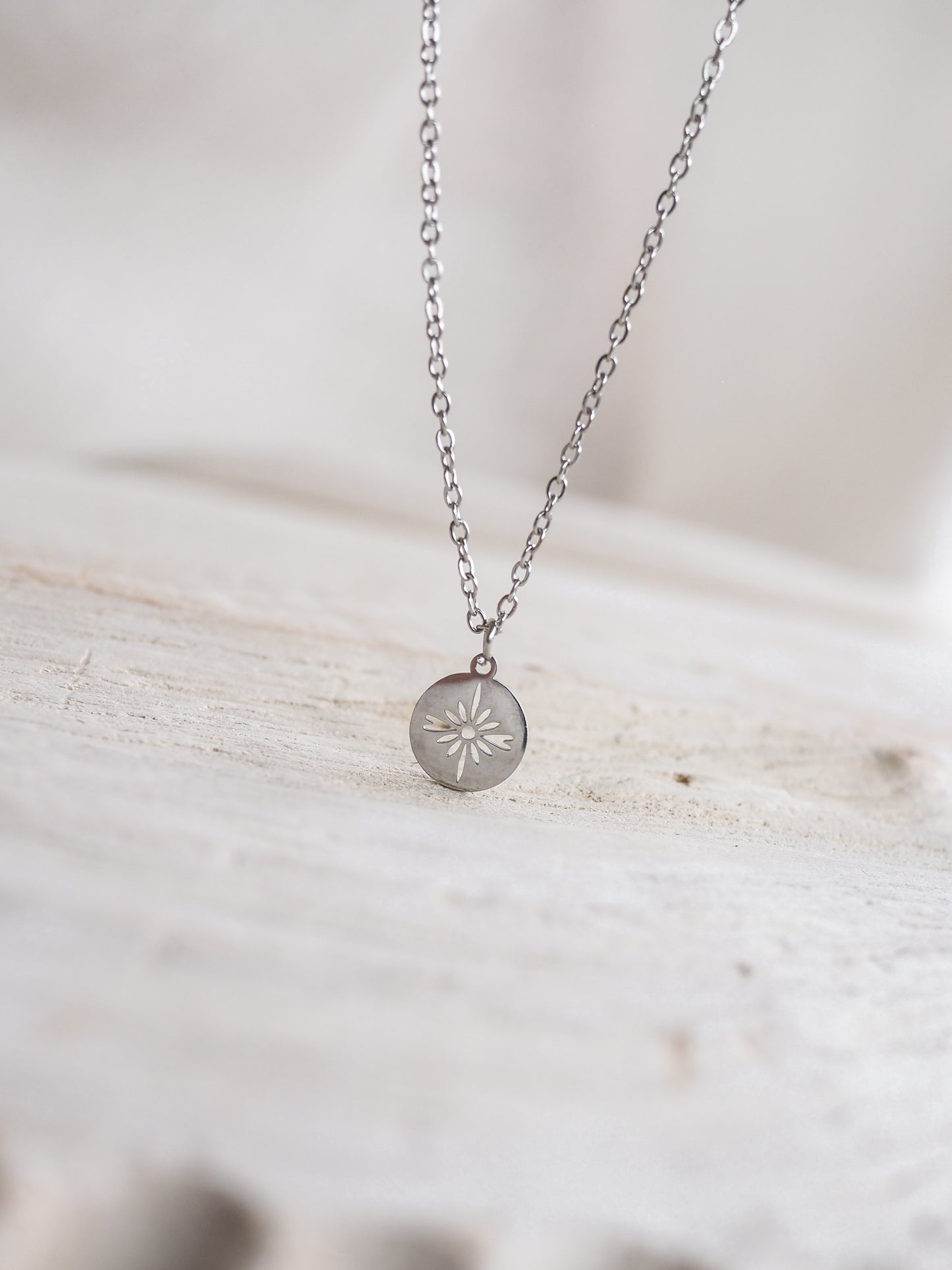 SOUL DANCE ~ sidabrinis kaklo papuošalas