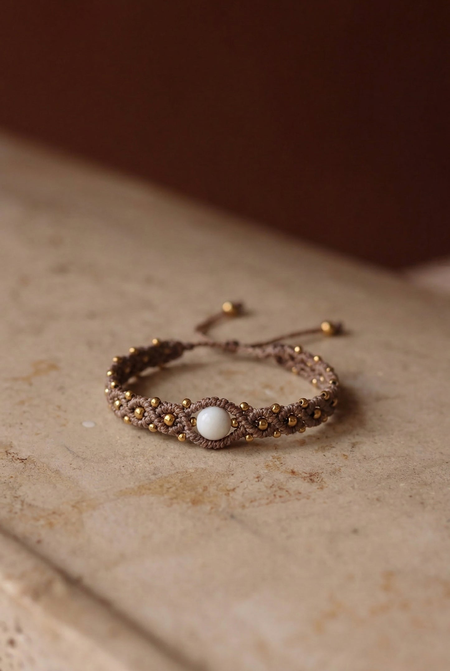 Stilinga apyranke vasarai, kelionems, atostogoms, sventems. Vintazine apyranke moterims.