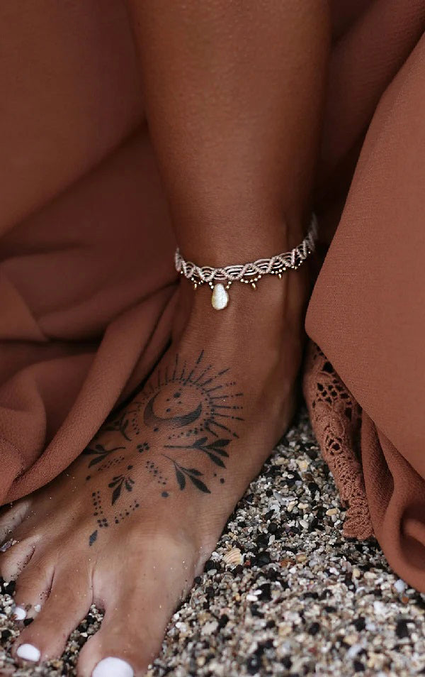 Bohemiski papuosalai bohemiska apyranke bohemiskas koju papuosalas macrame Kojos papuosalas kojos apyranke koju papuosalai boho anklets