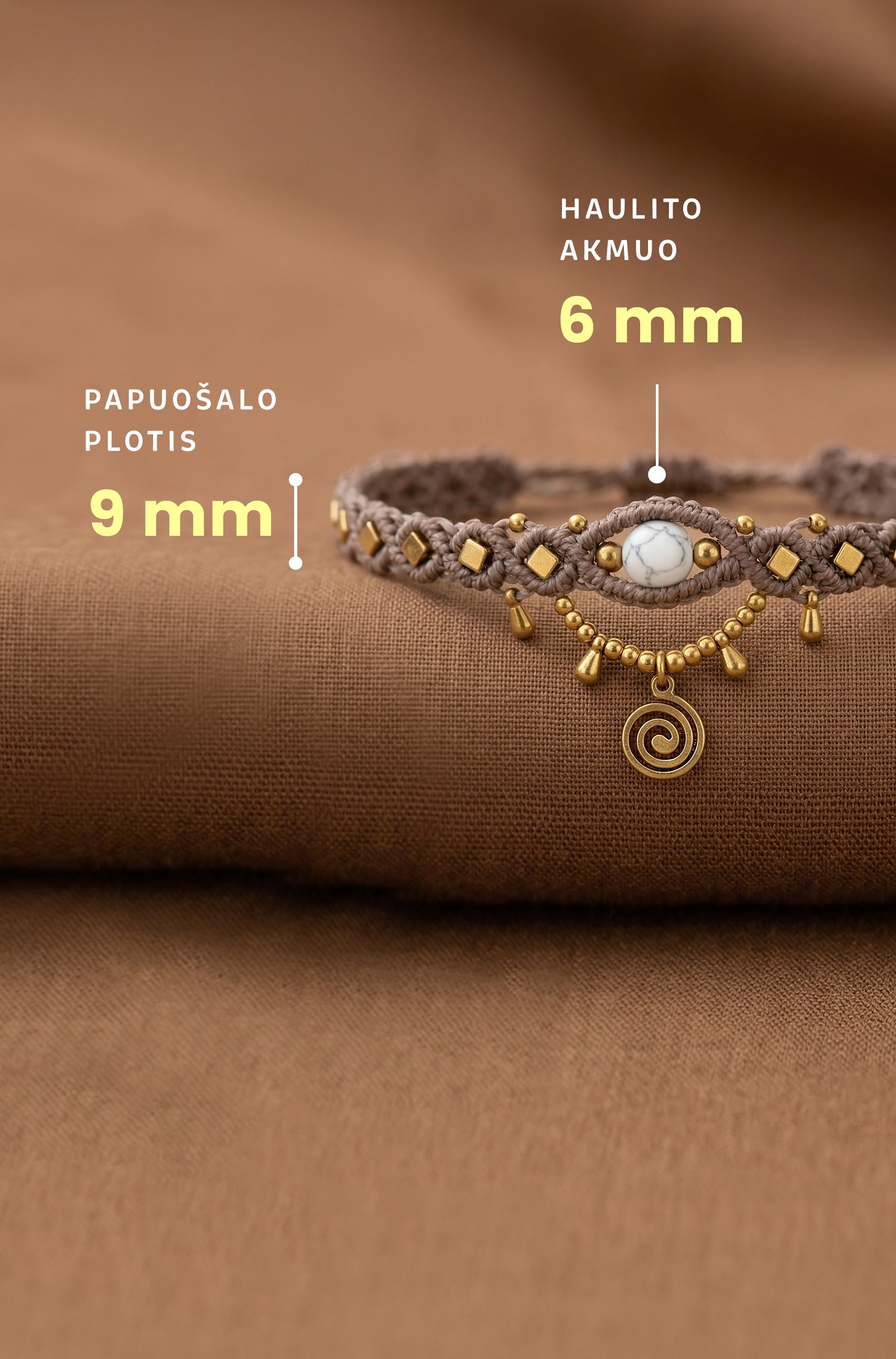 Boho kojos papuosalas su spirale ir kristalais.