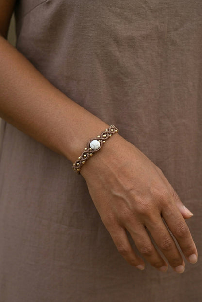 Kristalu stilinga ruda apyranke moterims. Tinka vasarai, prie sukneliu. Ruda auksine apyranke. Boho stiliaus. Megstantiems bohemiskus papuosalus.