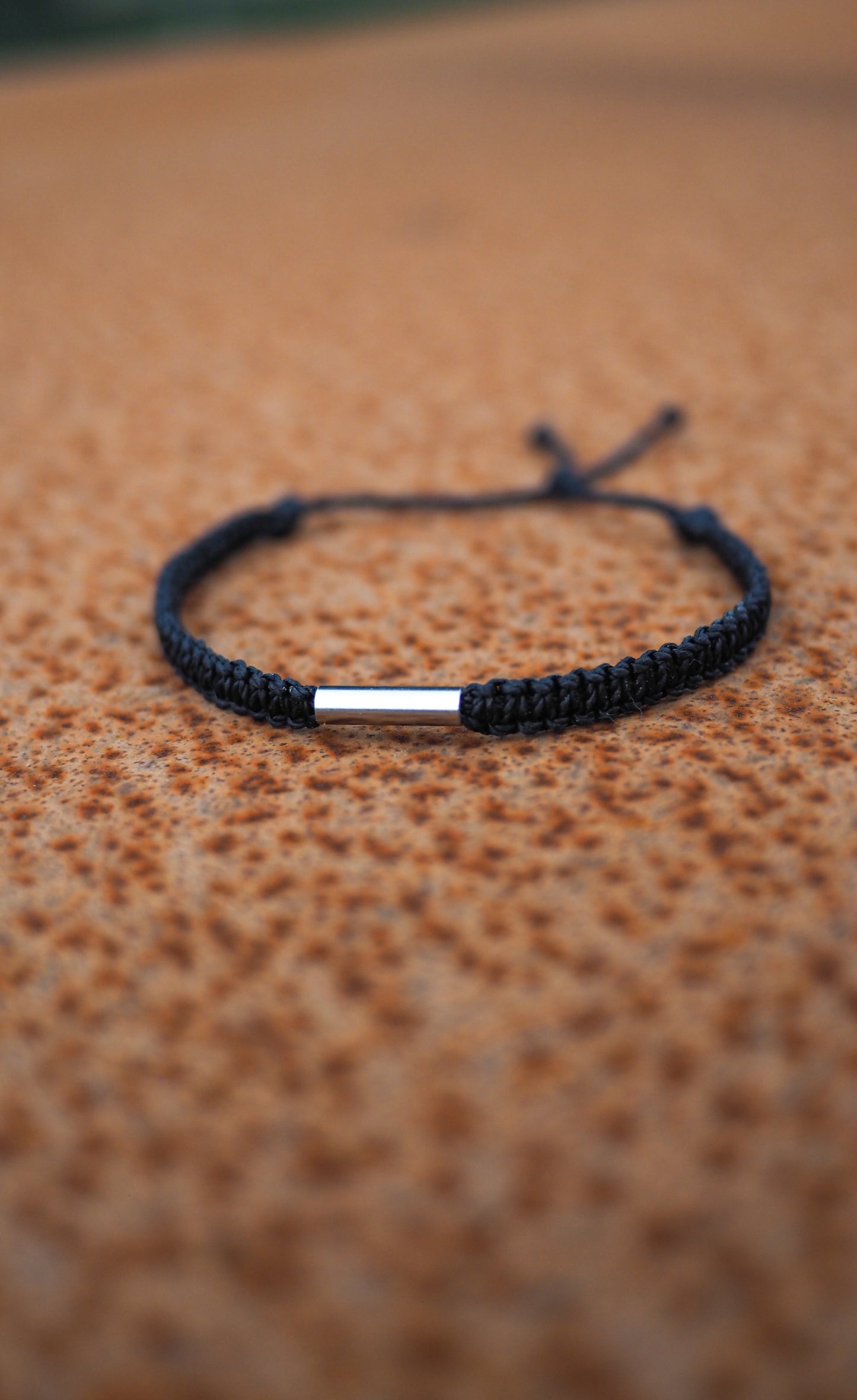 I CAN ~ juoda vyriška pinta apyrankė