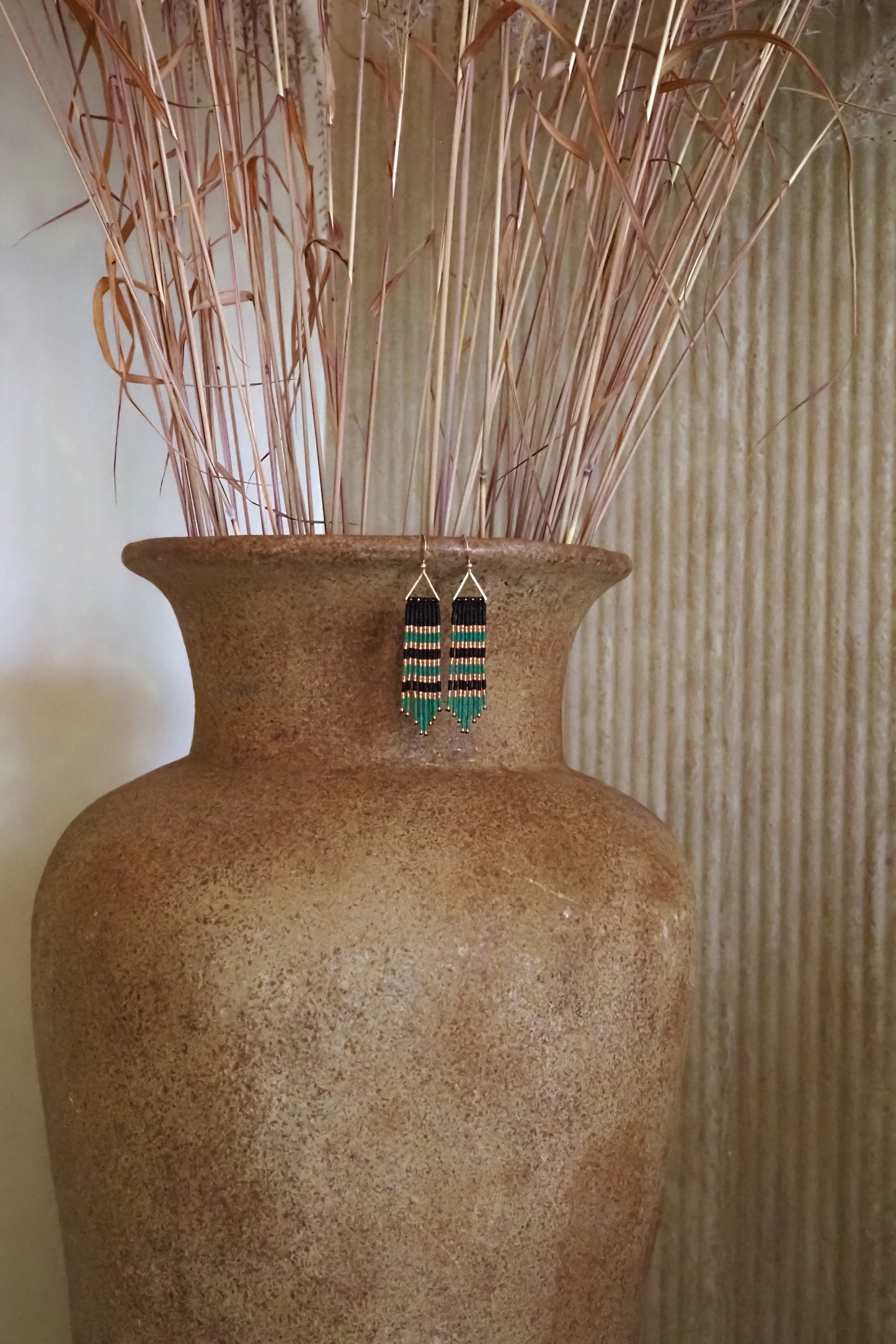 CAIRO NIGHT ~ juodi žali boho auskarai